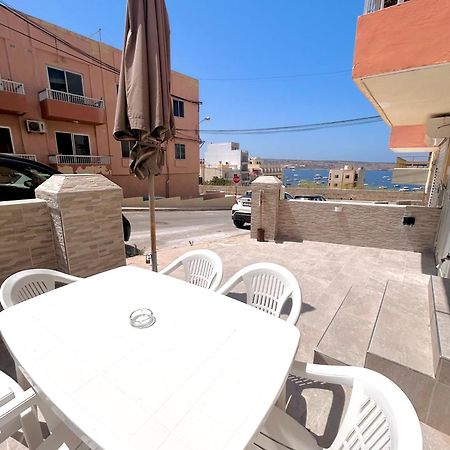 Beach Front 3-Bedroom Holiday Home Mellieha Exterior photo
